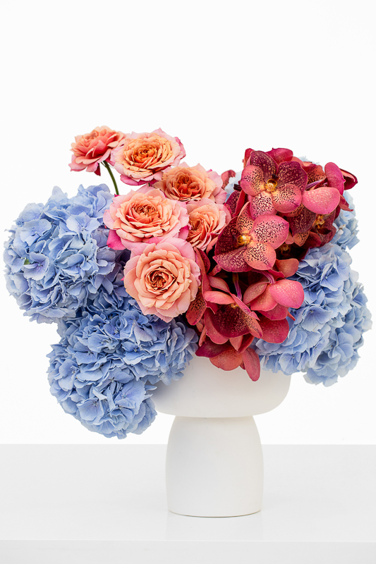 BABY BLUE CLOUDS - VASE ARRANGEMENT